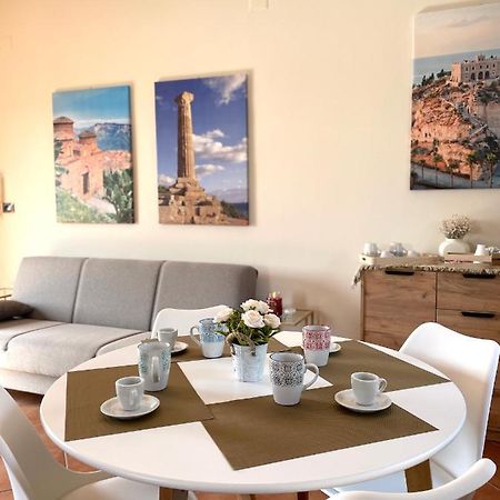 Appartement La Casa Di Isa à Lamezia Terme Extérieur photo