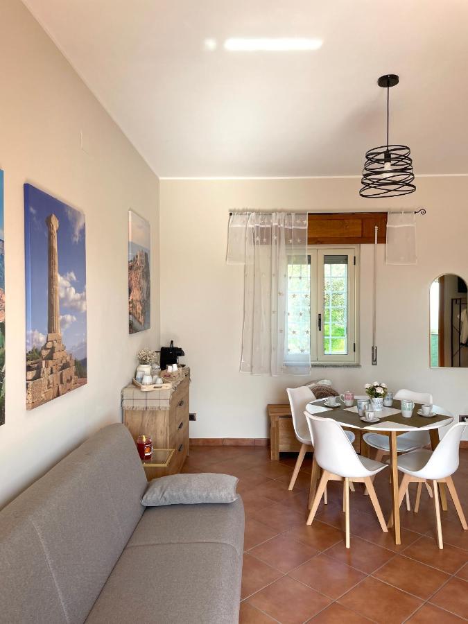 Appartement La Casa Di Isa à Lamezia Terme Extérieur photo